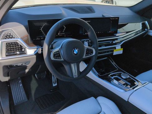 Used 2026 BMW X5 xDrive40i w/ M Sport Package AWD/4WD image 10