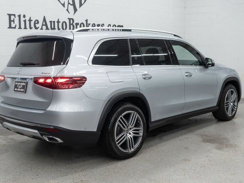 Used 2025 Mercedes-Benz GLS 450 4MATIC image 59