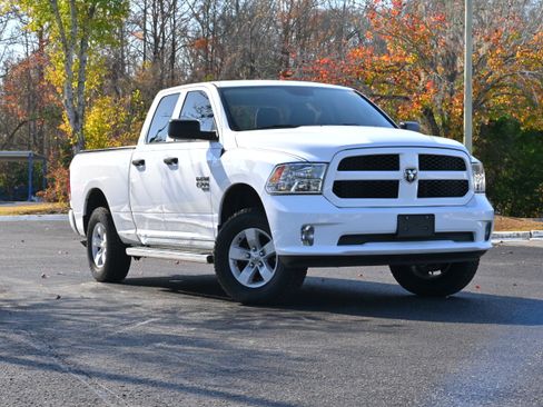 Used 2019 RAM 1500 Express image 2