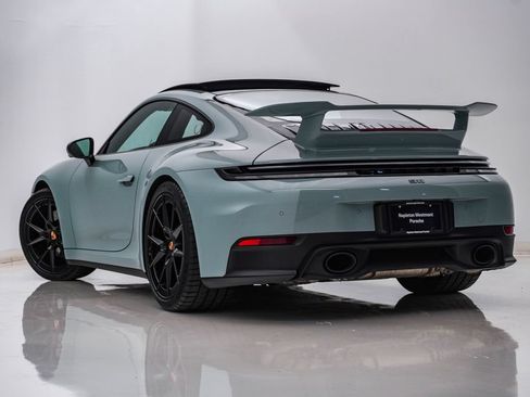 Used 2026 Porsche 911 Carrera T RWD image 3