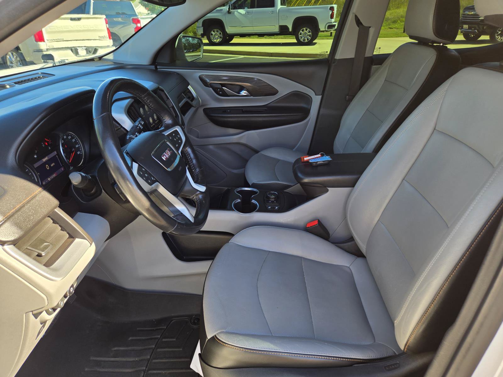 Used 2019 GMC Terrain SLT w/ Preferred Package FWD image 17