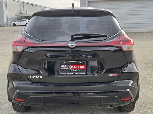 Certified 2024 Nissan Kicks S image 5