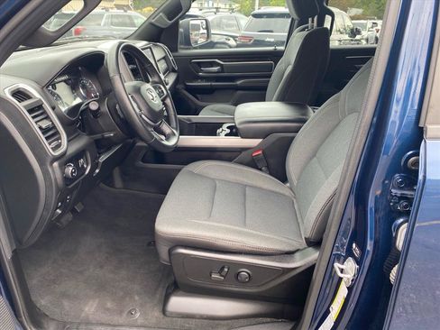 Used 2022 RAM 1500 Big Horn AWD/4WD image 9