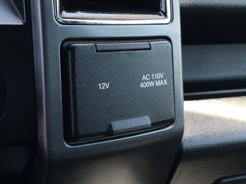 Used 2017 Ford F150 XLT w/ Equipment Group 302A Luxury AWD/4WD image 38