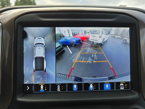 Used 2023 Chevrolet Silverado 3500 High Country image 30