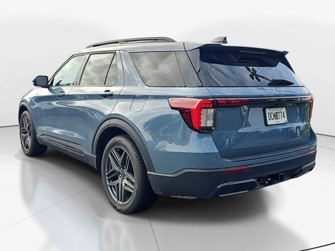 Used 2025 Ford Explorer ST-Line w/ Premium Package RWD image 5