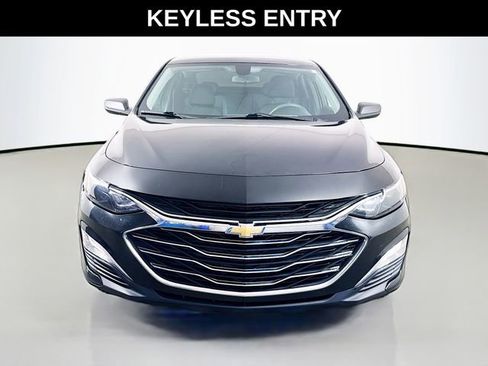 Used 2021 Chevrolet Malibu LS FWD image 4
