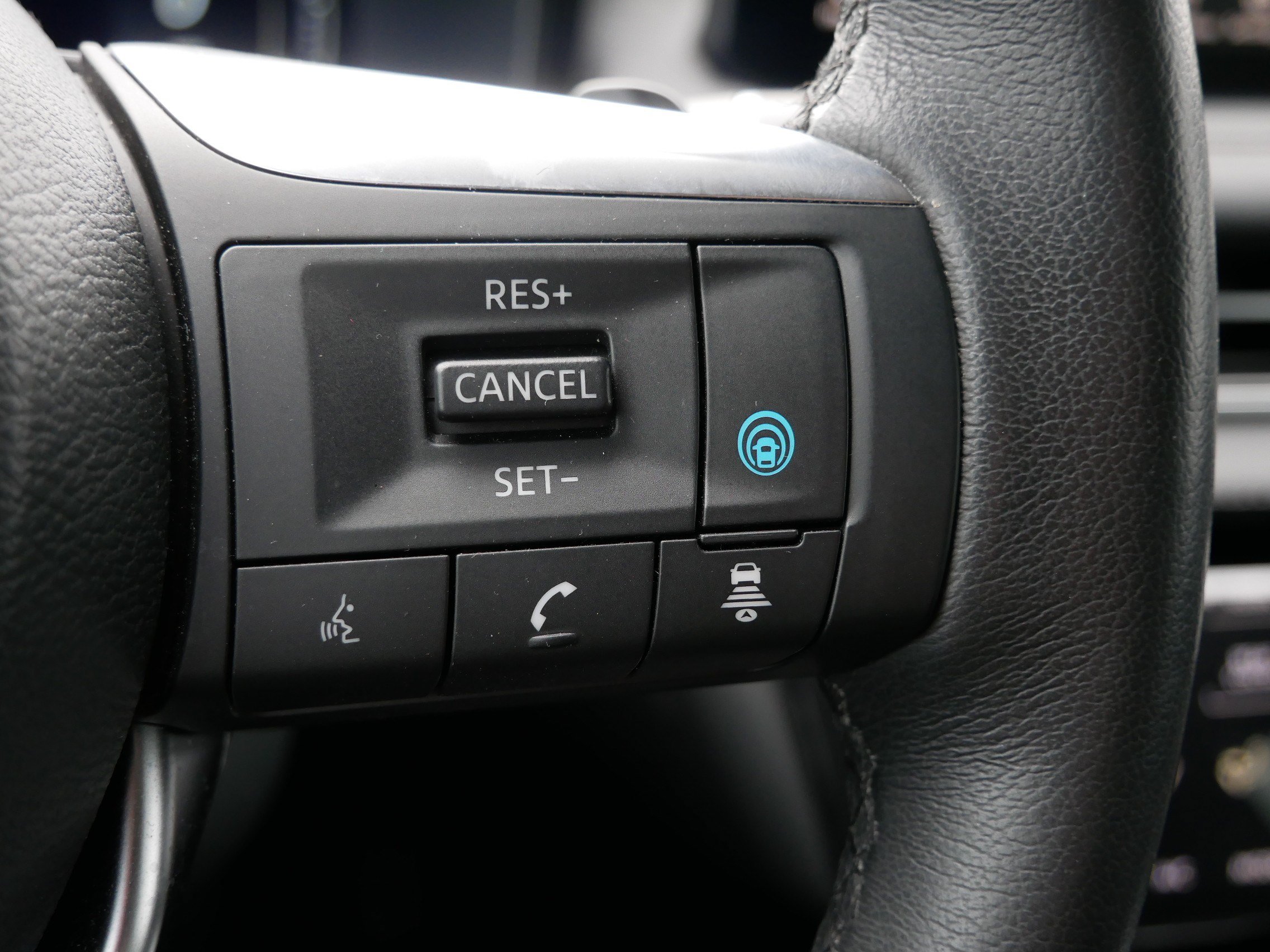 Used 2024 INFINITI QX60 Luxe AWD/4WD image 27