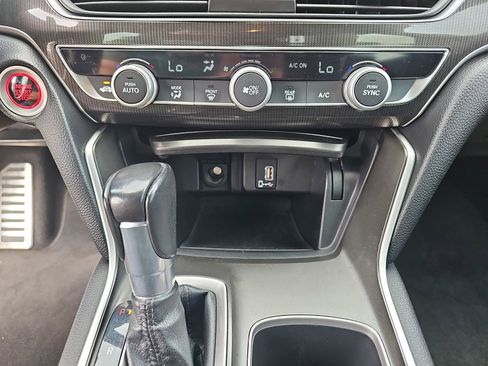 Used 2018 Honda Accord Sport image 24