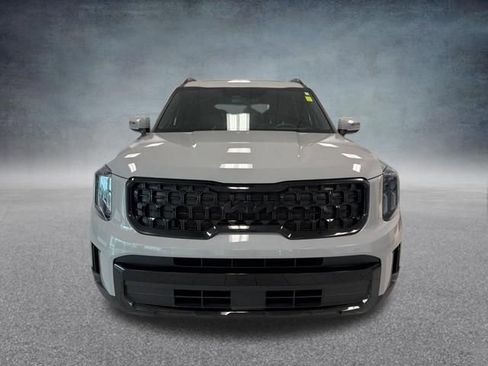 Used 2025 Kia Telluride EX X-Line image 3
