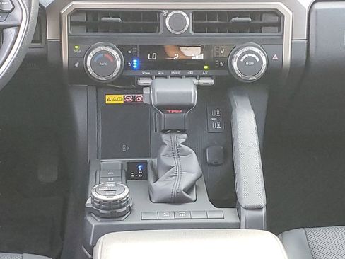 Used 2025 Toyota 4Runner TRD Off-Road Premium image 15