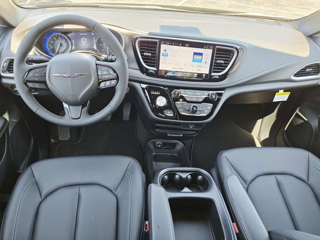 New 2026 Chrysler Pacifica Select w/ S Appearance Package AWD/4WD image 9