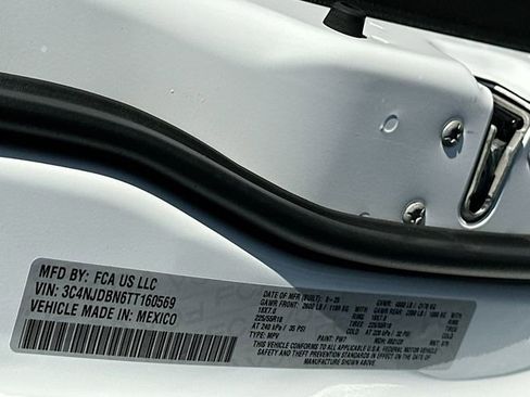 New 2026 Jeep Compass Latitude image 20