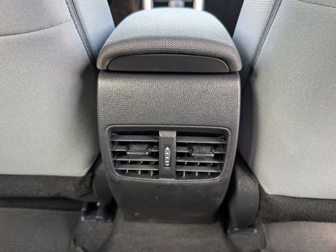 Used 2025 Toyota Corolla Cross AWD Hybrid image 7