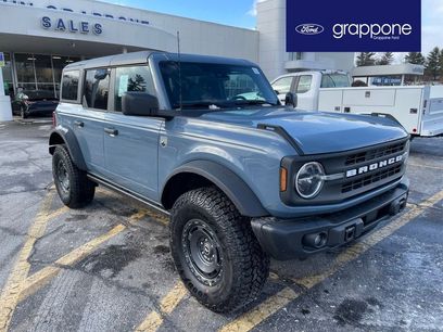 New 2025 Ford Bronco Big Bend w/ Black Diamond Package