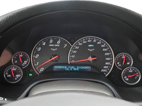 Used 2006 Chevrolet Corvette Convertible w/ Preferred Equipment Group RWD image 9
