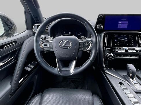 Used 2025 Lexus LX 700h Overtrail AWD/4WD image 6