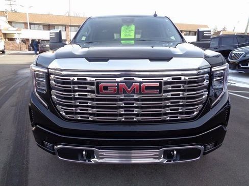 Used 2024 GMC Sierra 1500 Denali w/ Denali Reserve Package image 2
