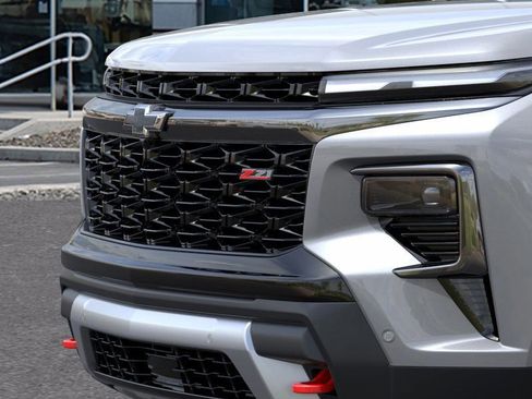 New 2026 Chevrolet Traverse Z71 w/ Enhanced Driving Package image 13