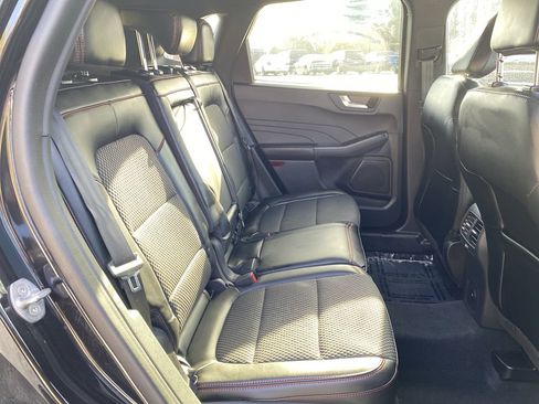 Certified 2023 Ford Escape ST-Line w/ Tech Pack #1 image 40