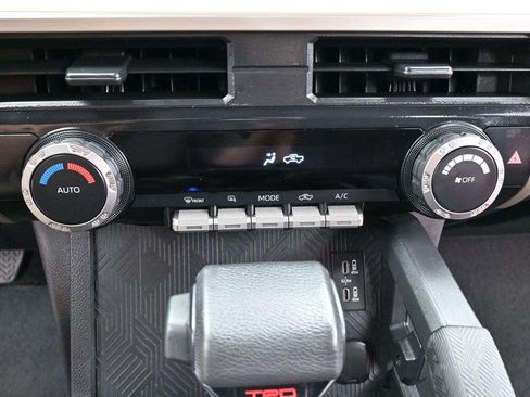 Used 2024 Toyota Tacoma TRD Off-Road AWD/4WD image 22