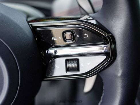 Used 2024 Aston Martin DB12 Coupe RWD image 29