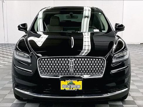 Used 2022 Lincoln Nautilus Reserve AWD/4WD image 4