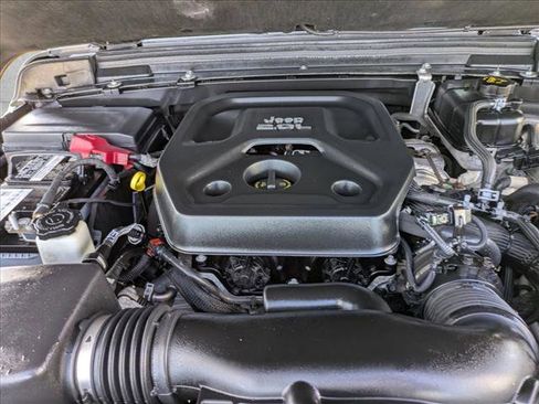 Used 2019 Jeep Wrangler Unlimited Sahara w/ Safety Group image 22