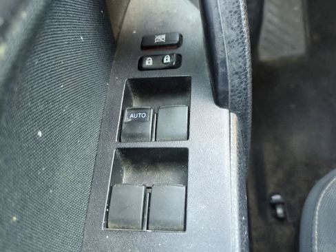 Certified 2018 Toyota Corolla LE image 20