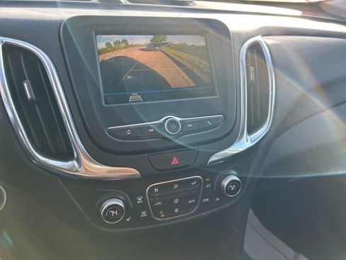 Used 2019 Chevrolet Equinox LT image 10