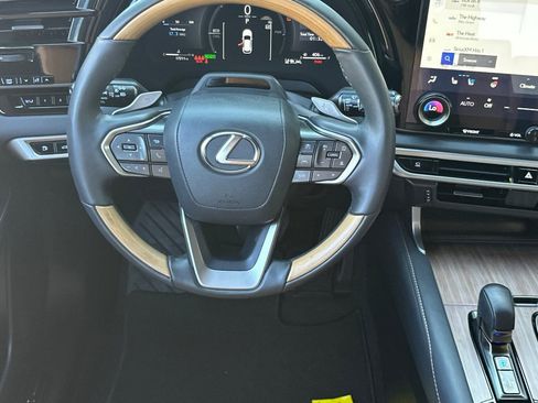 Used 2025 Lexus RX 350h w/ Convenience Package AWD/4WD image 11