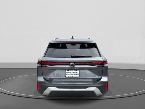 New 2026 Volkswagen Tiguan SE image 4