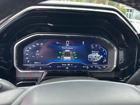 Used 2024 Chevrolet Silverado 2500 LT image 20