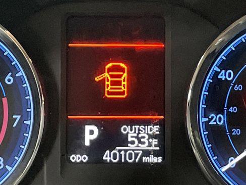 Used 2017 Toyota Corolla LE image 22