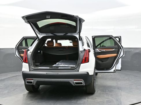 New 2025 Cadillac XT5 Premium Luxury w/ Technology Package image 38