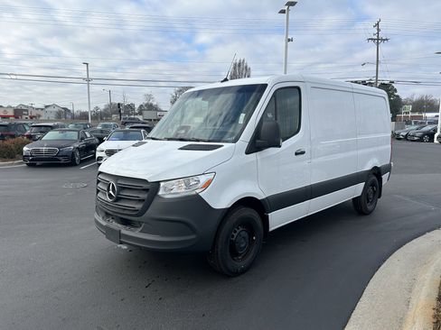 New 2025 Mercedes-Benz Sprinter 2500 image 5