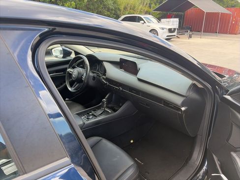 Used 2020 MAZDA MAZDA3 Sedan w/ Select Package FWD image 12