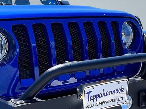Used 2018 Jeep Wrangler Unlimited Sport S AWD/4WD image 30