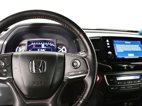 Certified 2023 Honda Passport TrailSport image 16