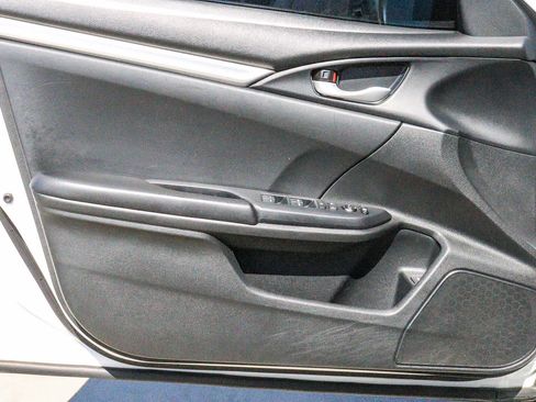 Used 2019 Honda Civic LX image 21