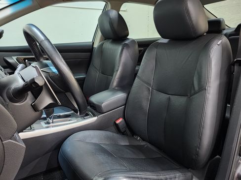 Used 2013 Nissan Altima 3.5 SL FWD image 15