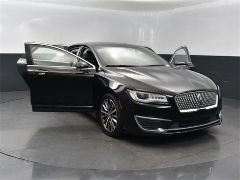 Used 2018 Lincoln MKZ Select w/ Select Plus Package image 27