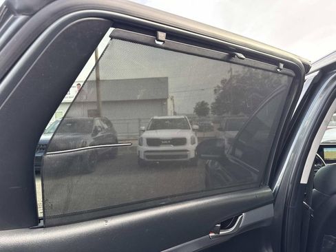 Used 2021 Hyundai Palisade SEL w/ Premium Package FWD image 23
