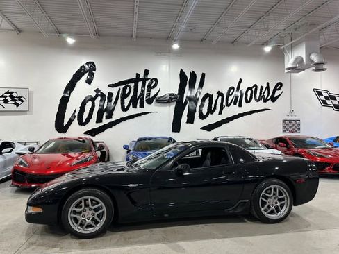 Used 2002 Chevrolet Corvette Z06 w/ Memory Pkg image 28