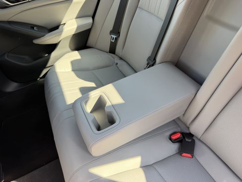 Used 2018 Honda Accord EX-L image 33