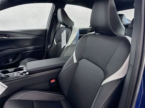 New 2026 Toyota Camry SE FWD image 32