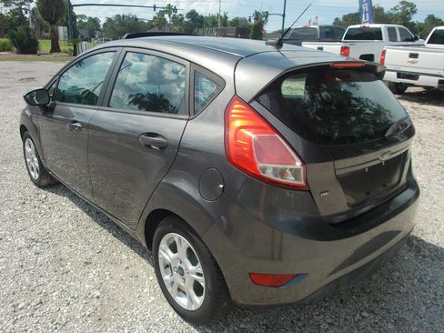 Used 2016 Ford Fiesta SE FWD image 8