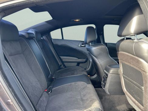 Used 2015 Dodge Charger SRT Hellcat w/ Harman/Kardon Audio Group image 31