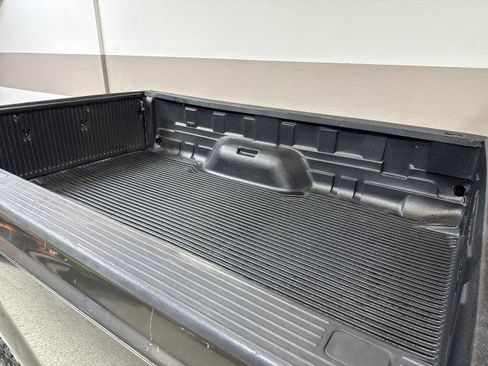 Used 2005 Ford F350 XLT image 73