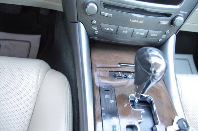 Used 2011 Lexus IS 250 AWD w/ Premium Pkg Value Edition image 23